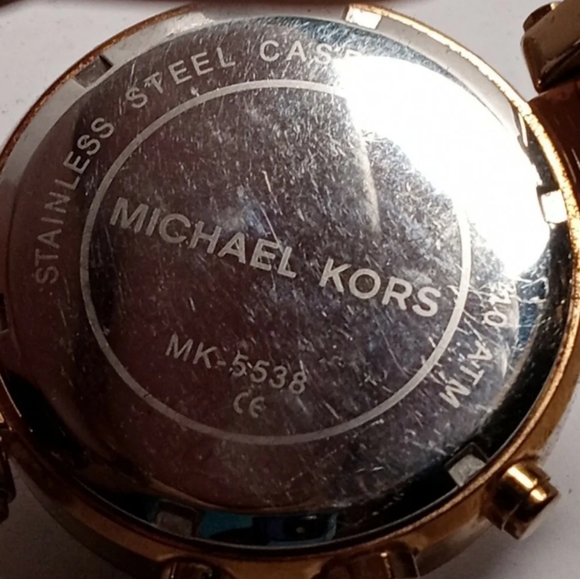 Michael Kors womens Rose Gold Tortoise Shell Crystal Bezel Quartz Watch. - Picture 6 of 6